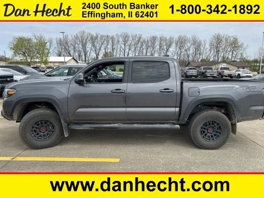 2023 Toyota Tacoma 4x4 TRD Pro photo 1