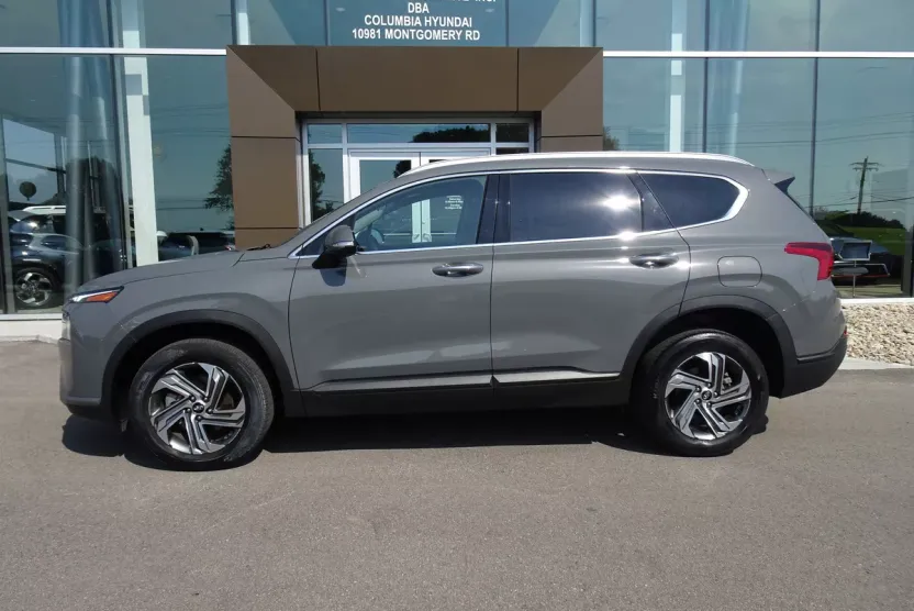 2023 Hyundai Santa Fe SEL photo 1