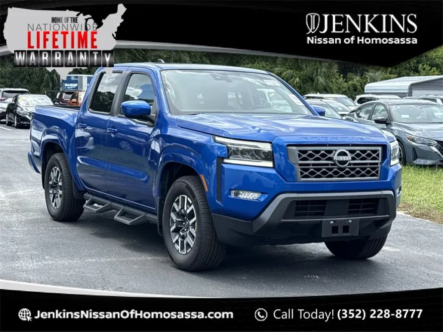 2024 Nissan Frontier SL photo 1