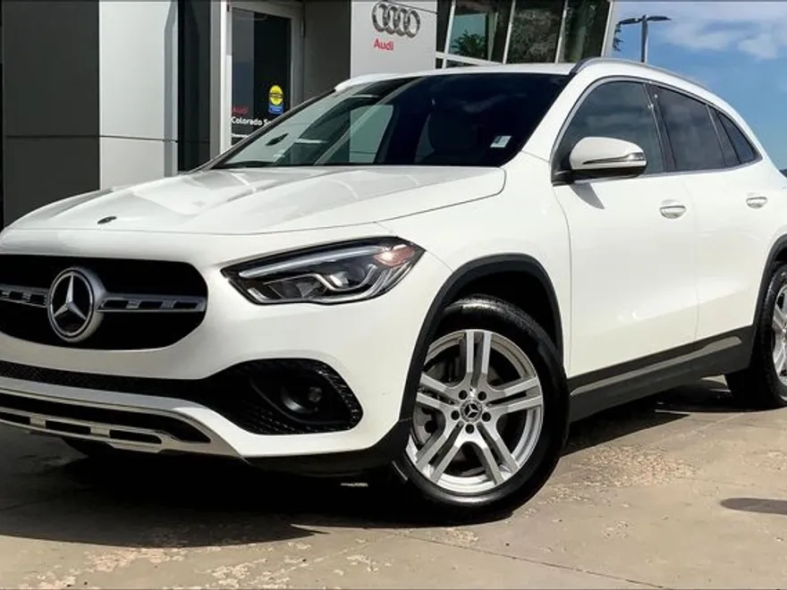 2023 Mercedes Benz GLA 250 4MATIC photo 1