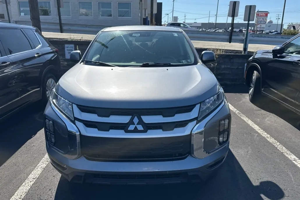 2021 Mitsubishi Outlander Sport ES photo 1