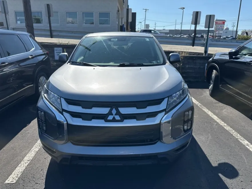 2021 Mitsubishi Outlander Sport ES photo 1