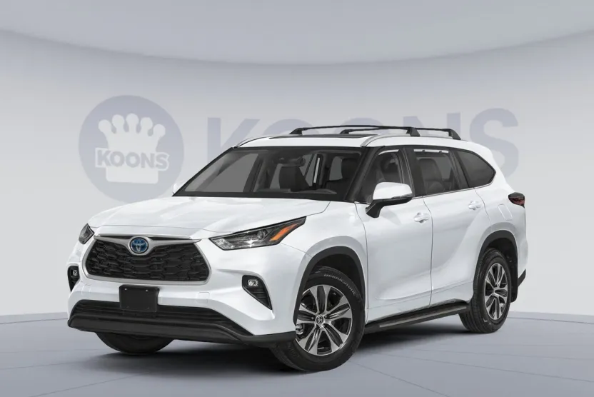 2025 Toyota Highlander Hybrid XLE photo 1