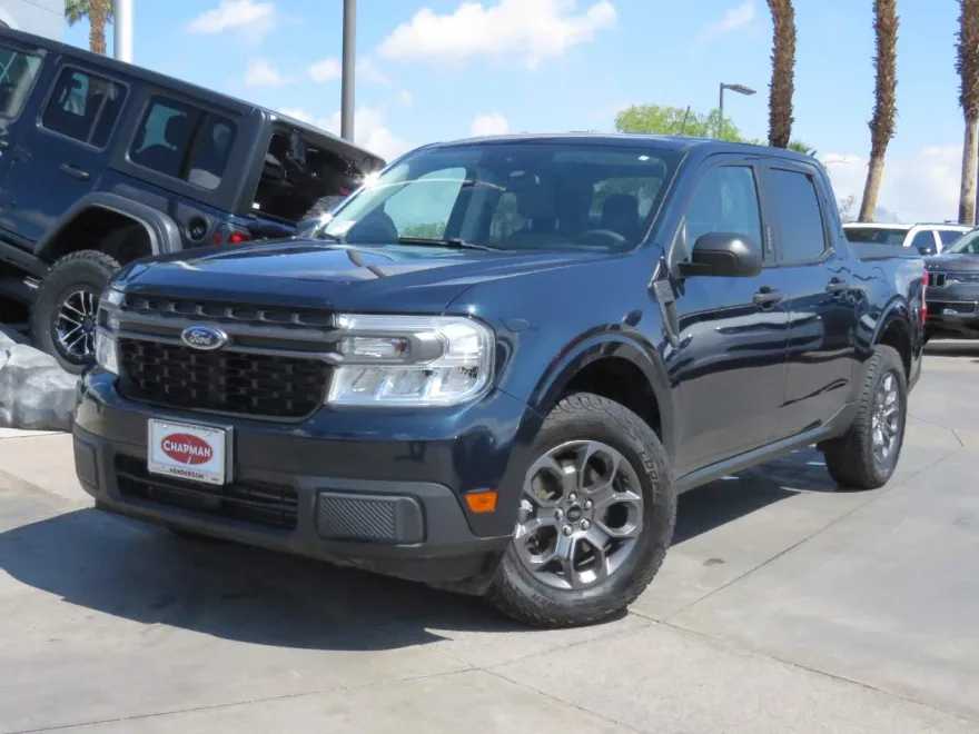 2022 Ford Maverick XLT photo 1