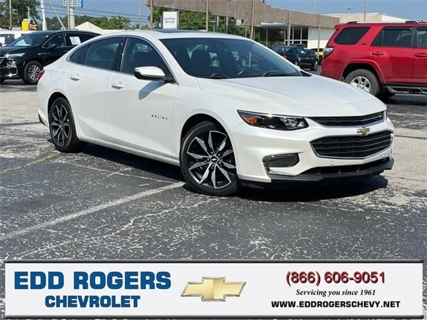 2018 Chevrolet Malibu 1LT photo 1