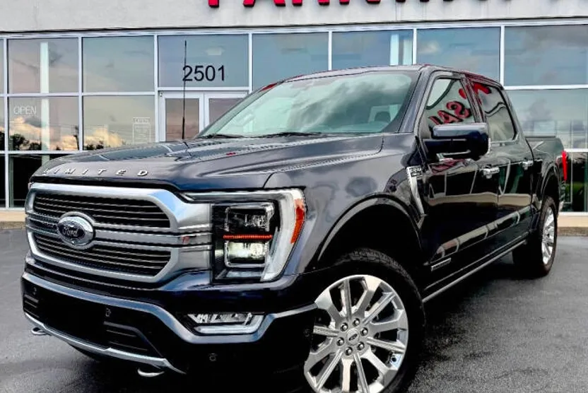 2022 Ford F-150 Limited photo 1