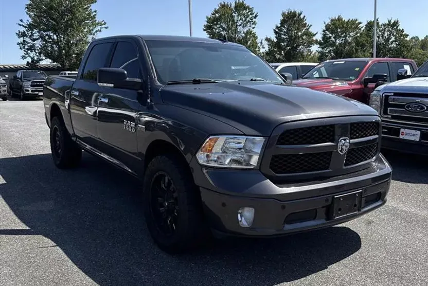 2018 Ram 1500 Big Horn photo 1