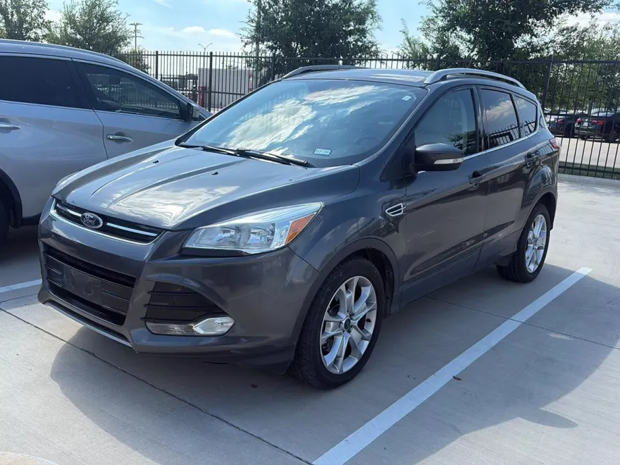 2015 Ford Escape Titanium photo 1