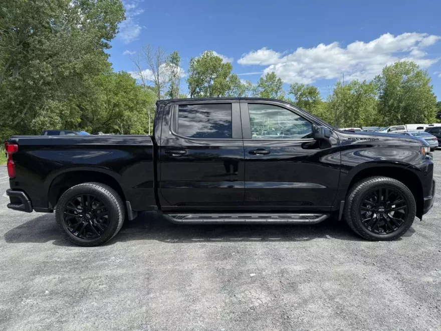 2021 Chevrolet Silverado 1500 RST photo 1