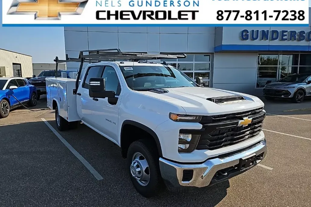 2024 Chevrolet Silverado 3500HD Work Truck photo 1