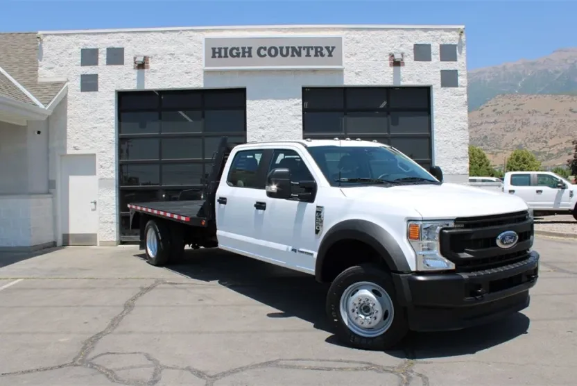 2022 Ford F-550 photo 1