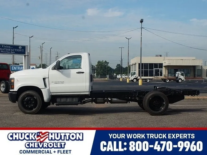 2024 Chevrolet Silverado 4500HD Work Truck photo 1