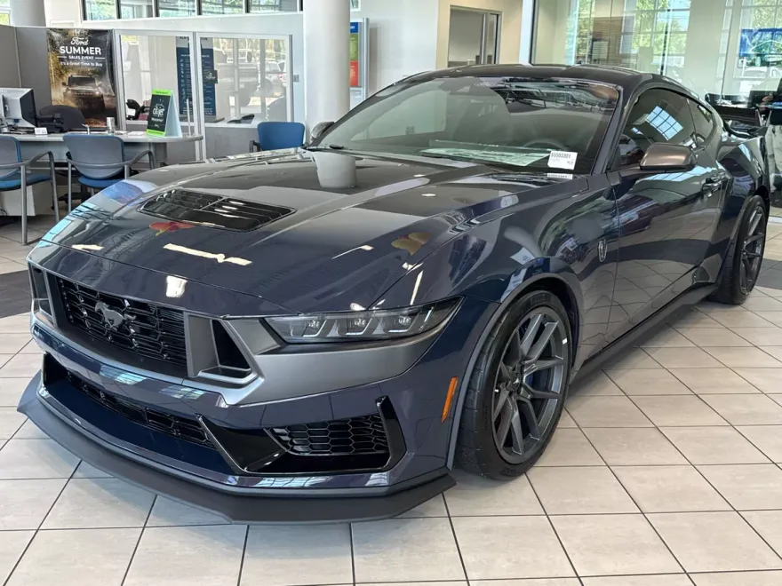 2025 Ford Mustang Dark Horse Premium photo 1