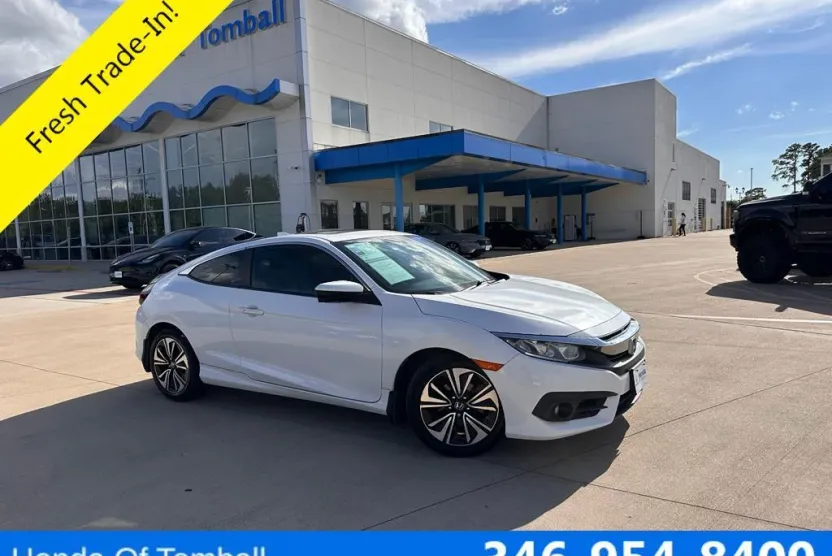 2017 Honda Civic EX-T photo 1