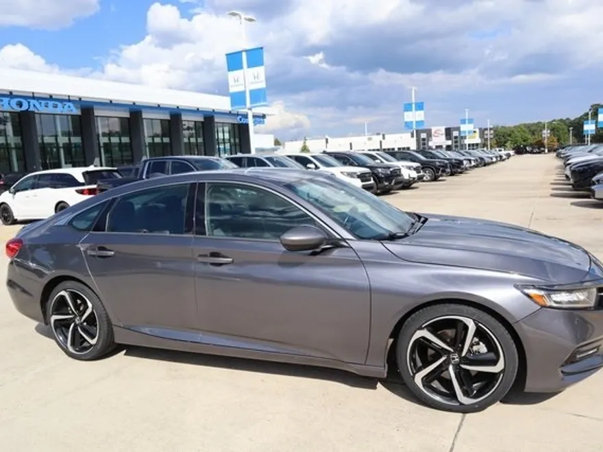 2020 Honda Accord Sport photo 1