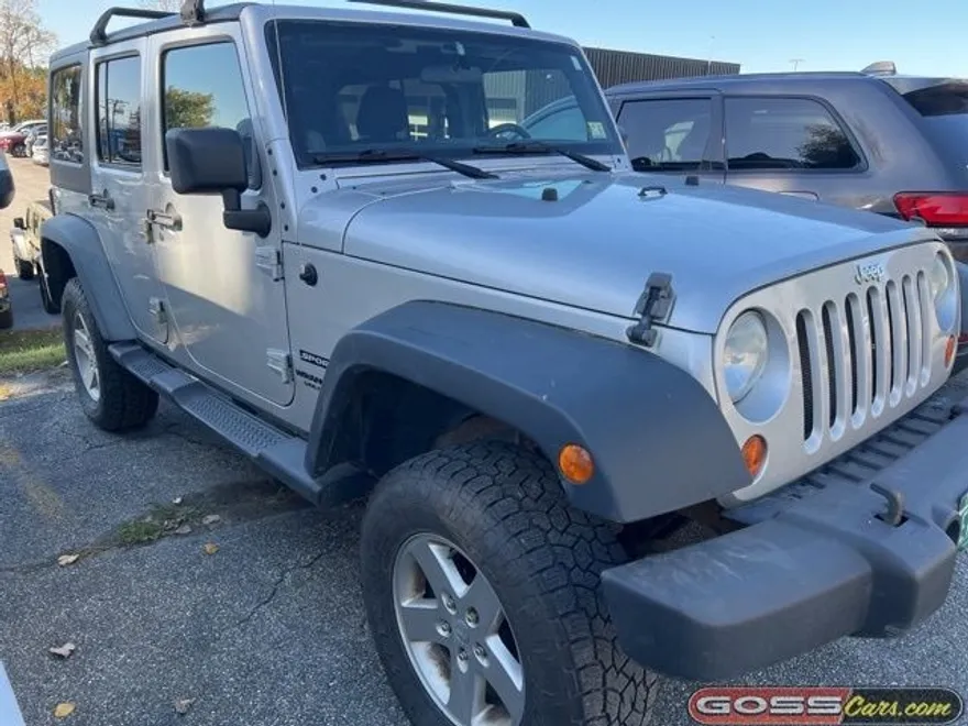 2011 Jeep Wrangler Unlimited Sport photo 1