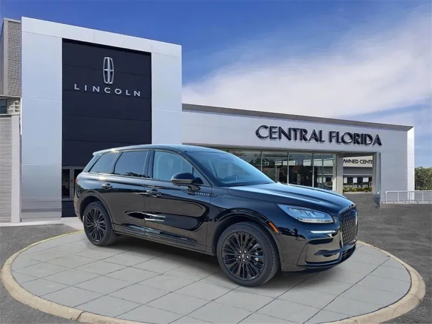 2024 Lincoln Corsair Premiere photo 1