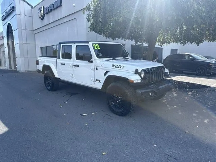 2022 Jeep Gladiator Willys photo 1