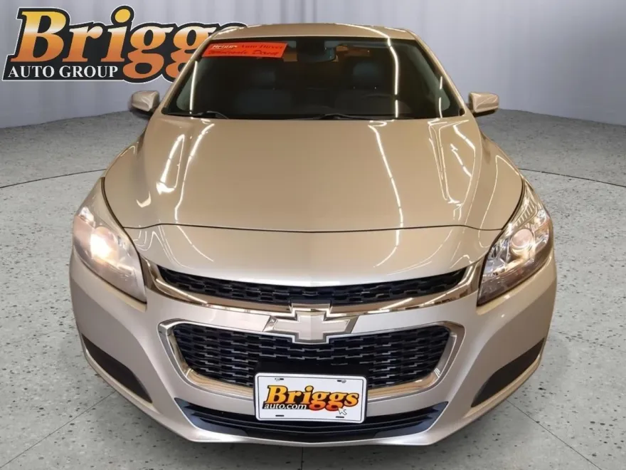 2014 Chevrolet Malibu 1LT photo 1