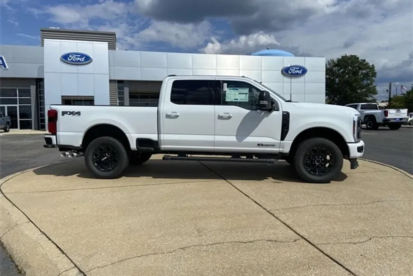 2026 Ford F-350 photo 1