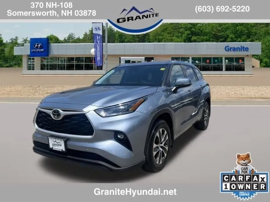 2021 Toyota Highlander XLE photo 1