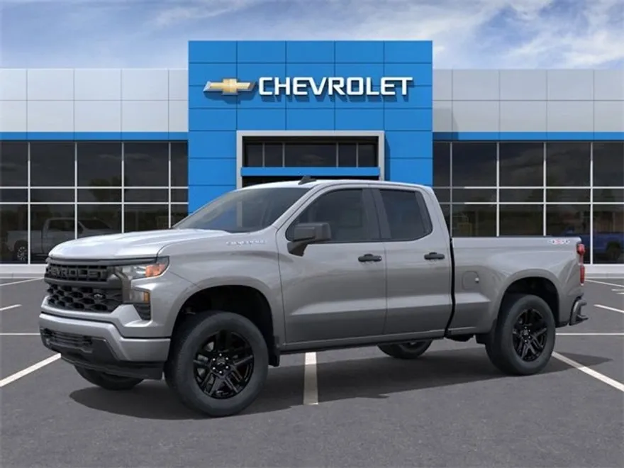 2026 Chevrolet Silverado 1500 Custom photo 1