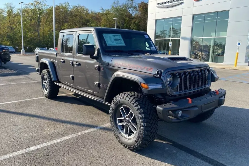 2025 Jeep Gladiator Mojave photo 1