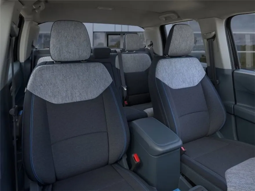 2025 Ford Maverick XLT photo 1