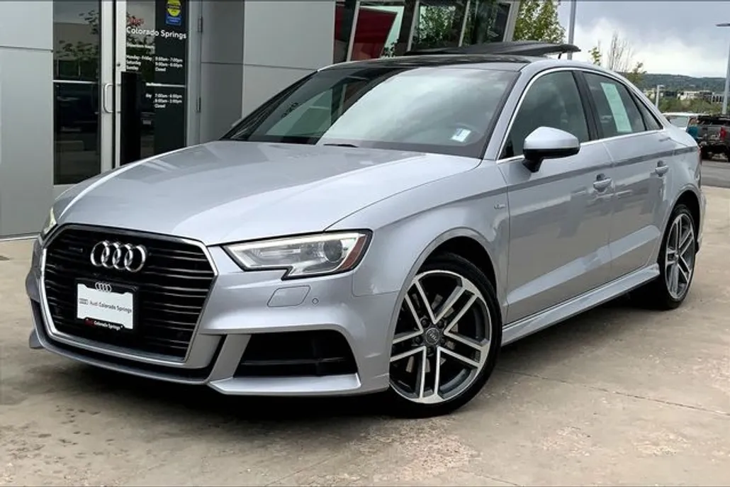 2018 Audi A3 2.0T Premium Plus photo 1