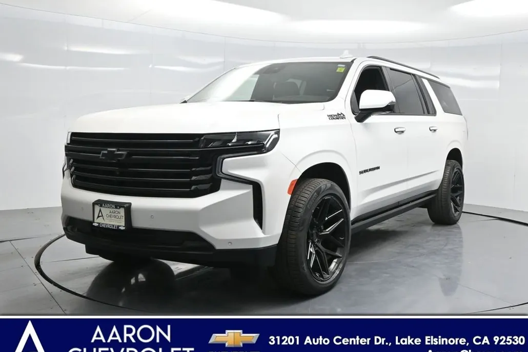 2024 Chevrolet Suburban High Country photo 1