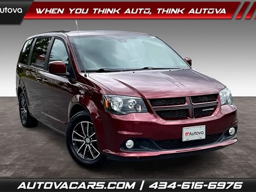 2019 Dodge Grand Caravan GT photo 1