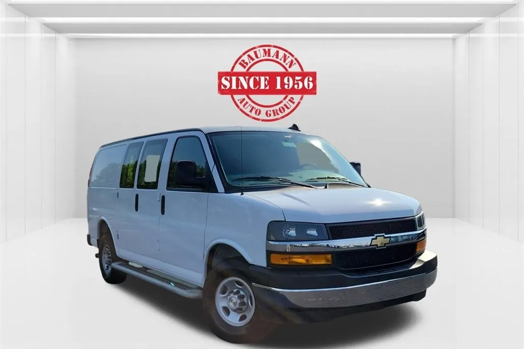 2024 Chevrolet Express Cargo 2500 Van photo 1