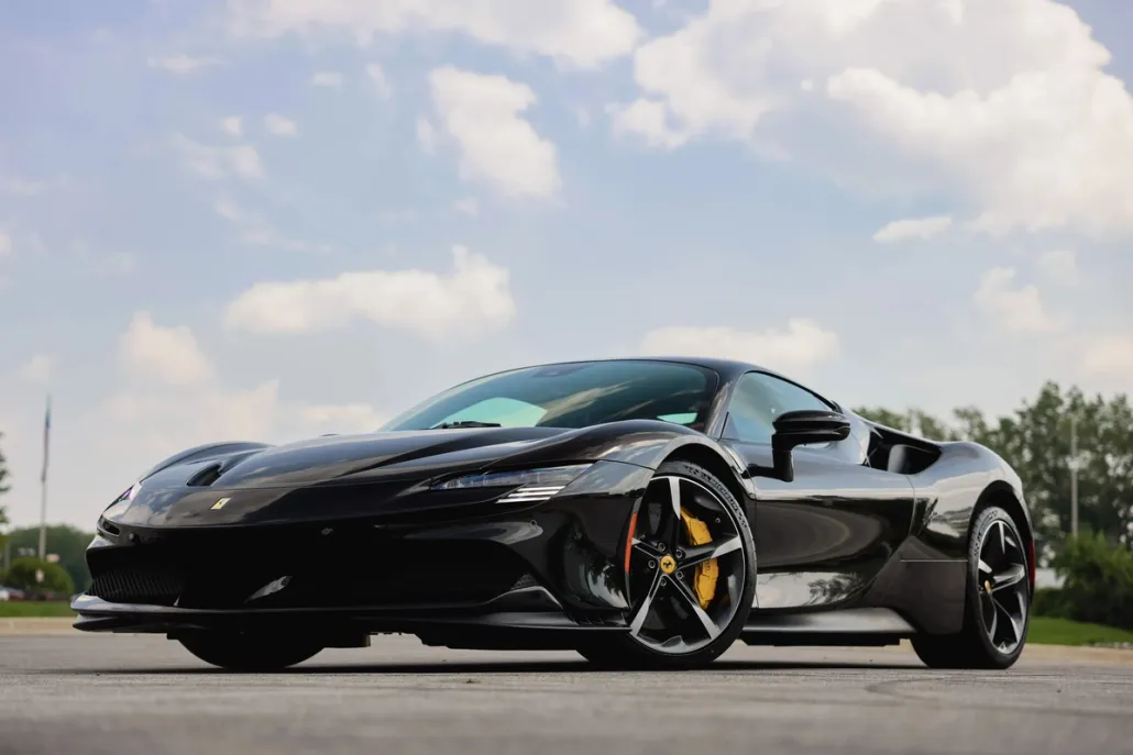 2023 Ferrari SF90 photo 1