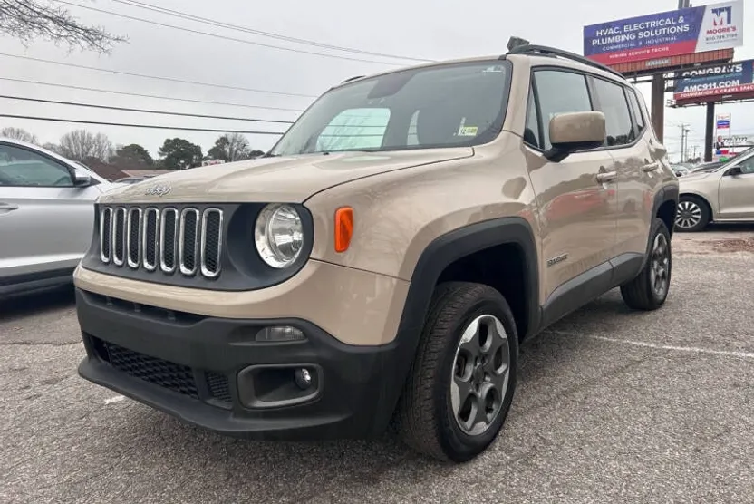 2015 Jeep Renegade Latitude photo 1