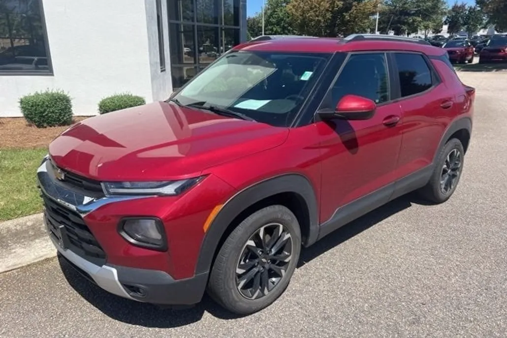 2021 Chevrolet Trailblazer LT photo 1