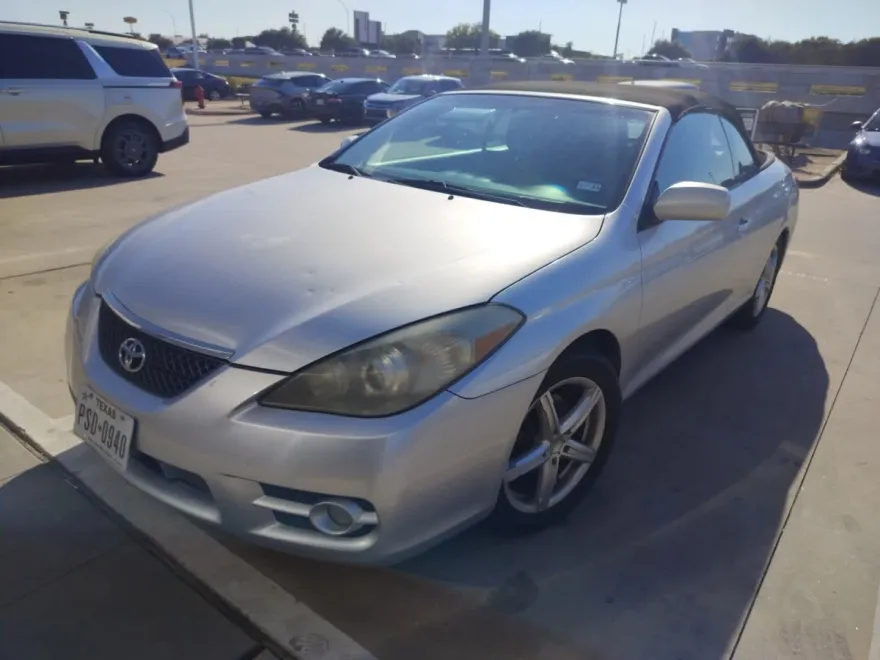 2008 Toyota Camry Solara SLE photo 1
