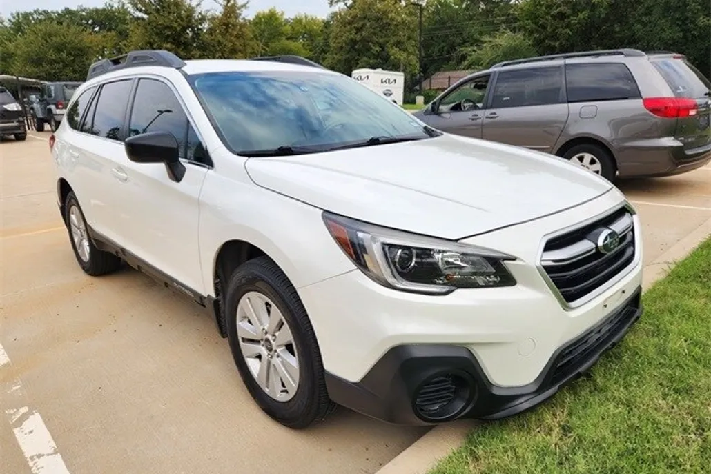 2018 Subaru Outback 2.5i photo 1