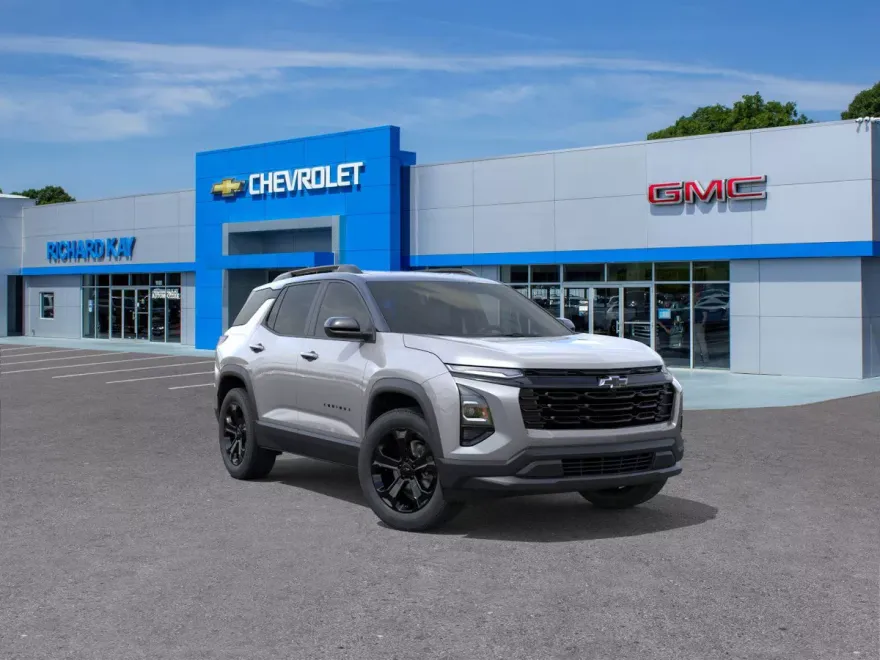 2026 Chevrolet Equinox LT photo 1