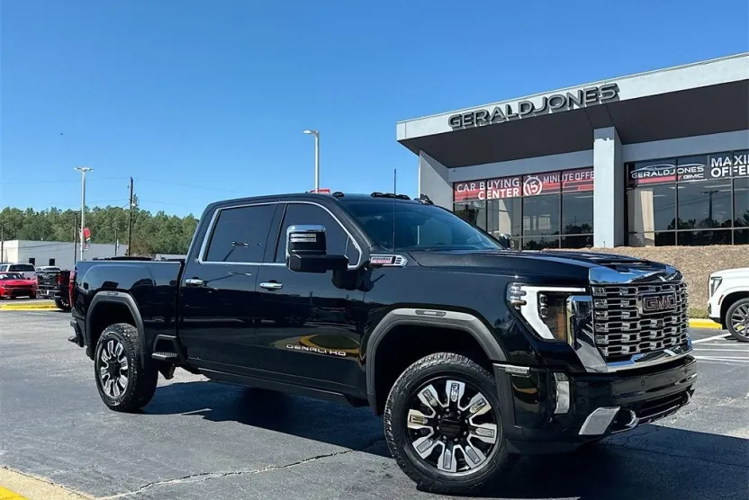 2024 Gmc Sierra 2500 HD Denali photo 1