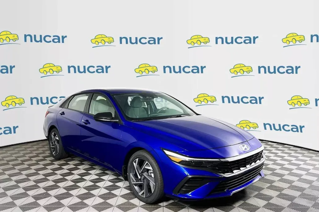 2025 Hyundai Elantra SEL Sport photo 1