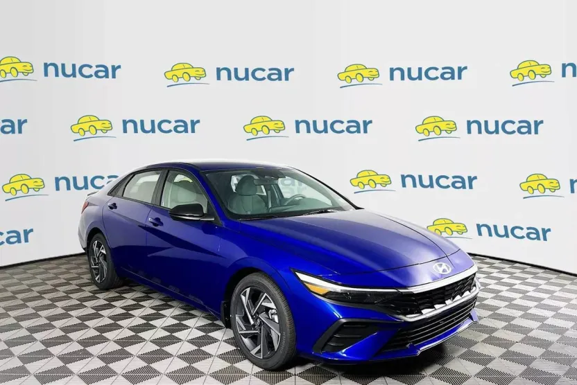 2025 Hyundai Elantra SEL Sport photo 1