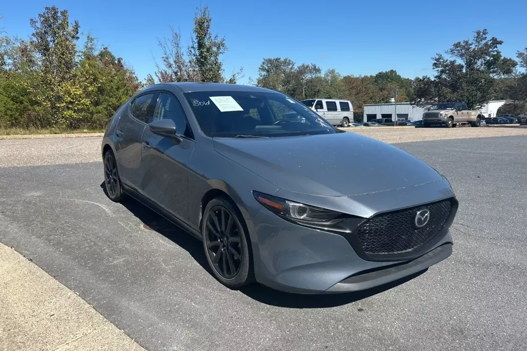 2020 Mazda Mazda3 Premium photo 1