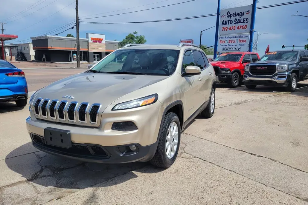 2015 Jeep Cherokee Latitude photo 1