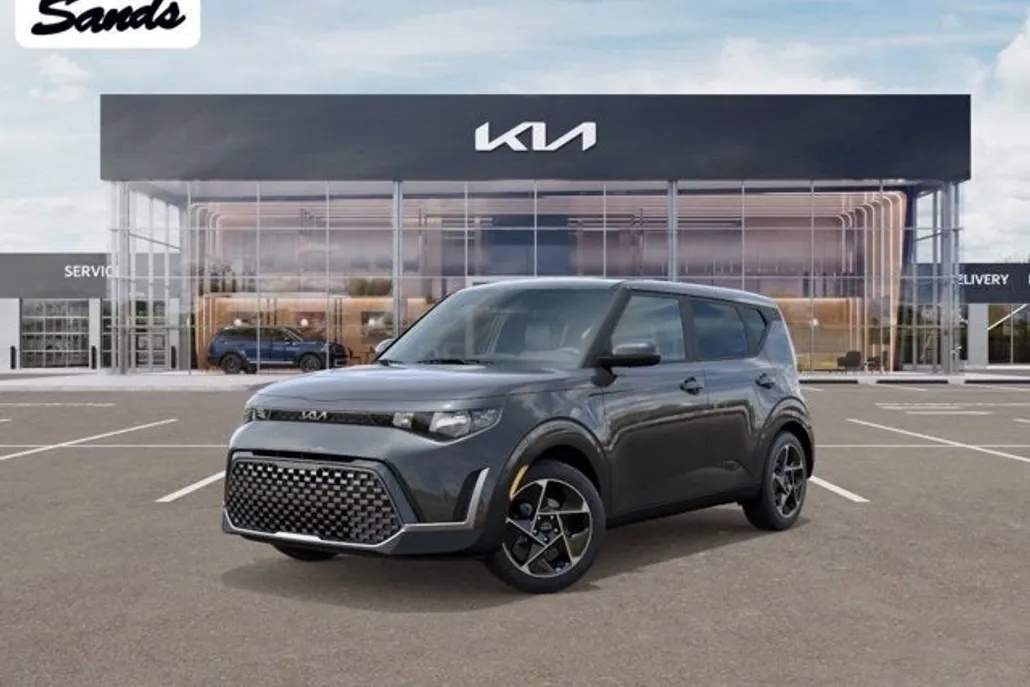 2025 Kia Soul EX photo 1