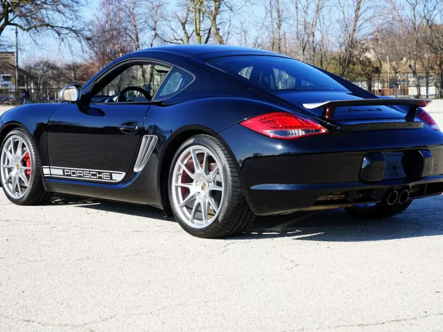 2012 Porsche Cayman R photo 2