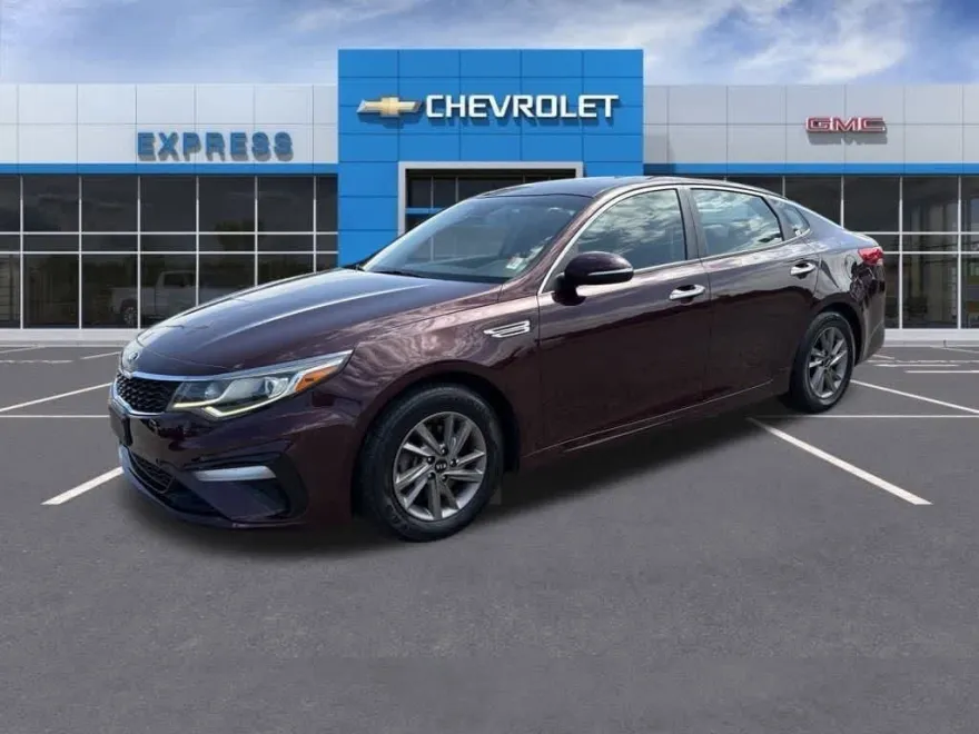 2020 Kia Optima LX photo 1