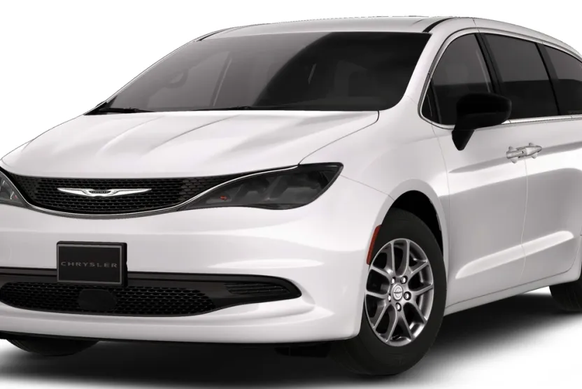 2026 Chrysler Voyager LX photo 1