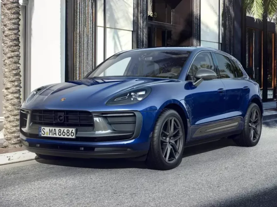 2025 Porsche Macan T photo 1