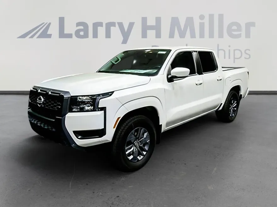 2025 Nissan Frontier SV photo 1