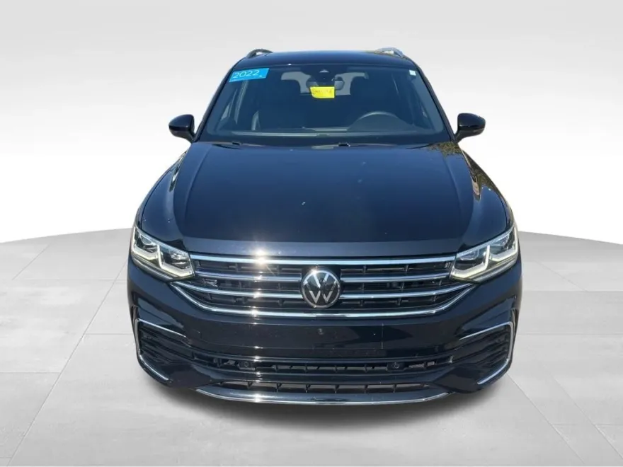 2022 Volkswagen Tiguan SEL Premium R-Line photo 1